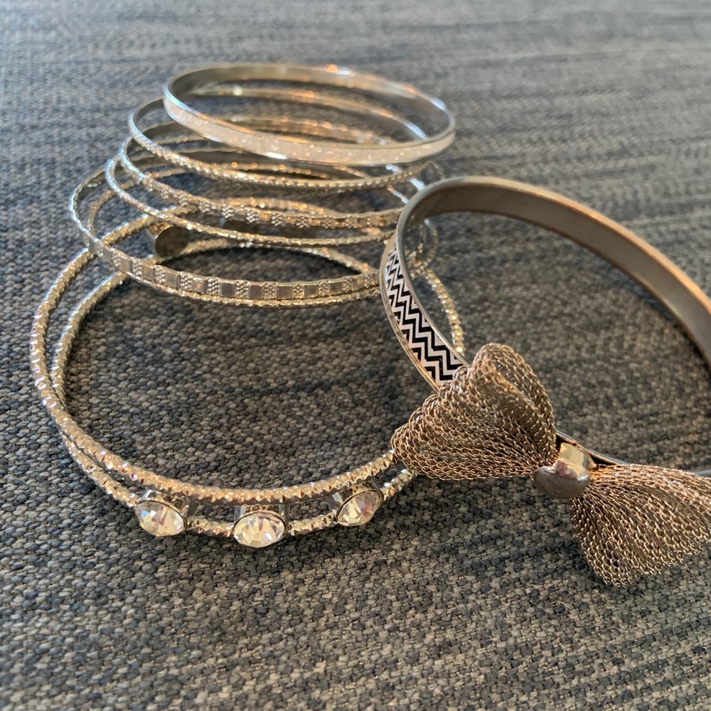 Set of 8 silver bangles